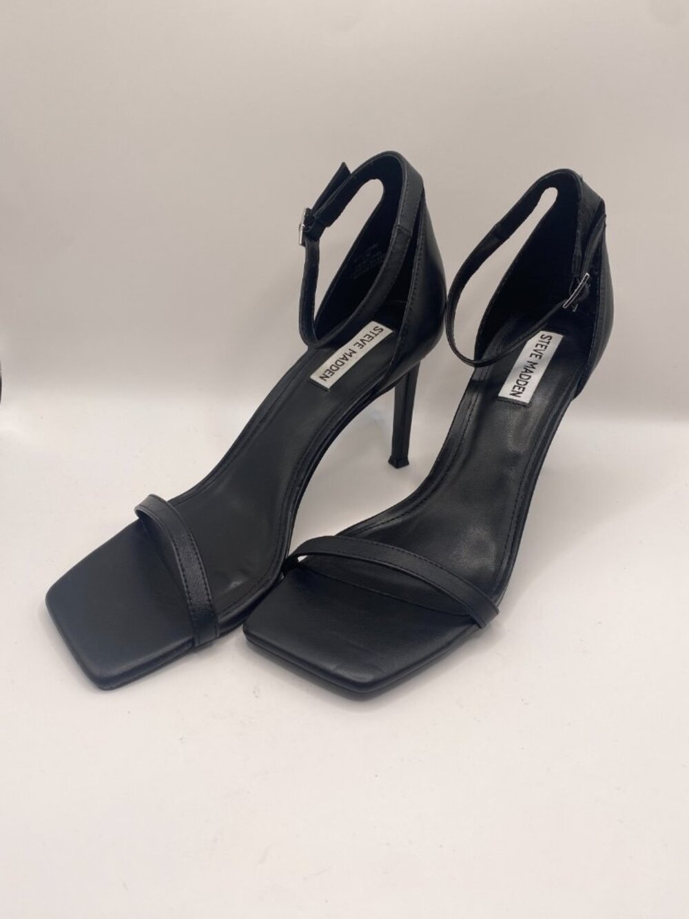 Steve Madden Womens Black Leather High Heel Strap Sandal Sz 9.5